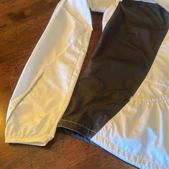 The North Face Jacket - Picture 11 of 15